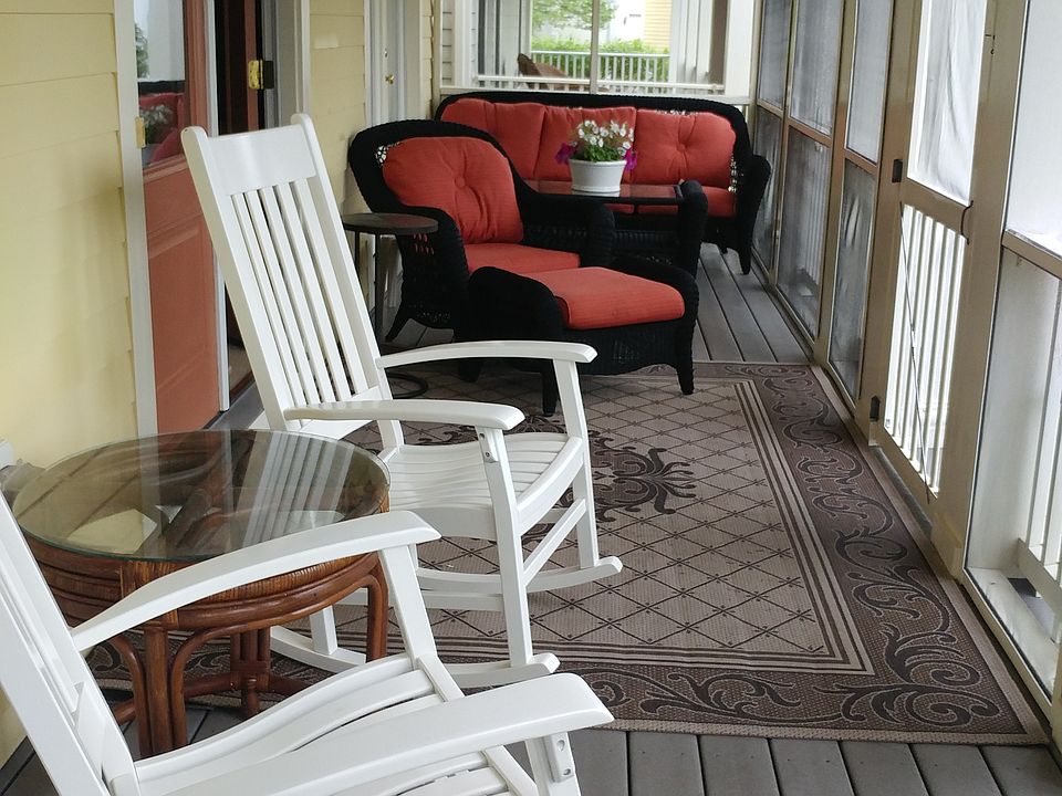 1st image of 33129 Serenity Cir