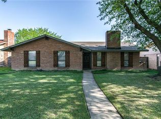 1033 Delores Dr, Garland, TX 75040