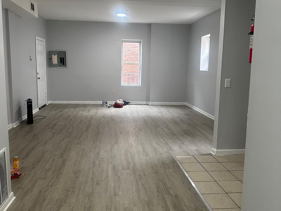 1st image of 527 Central Ave #401