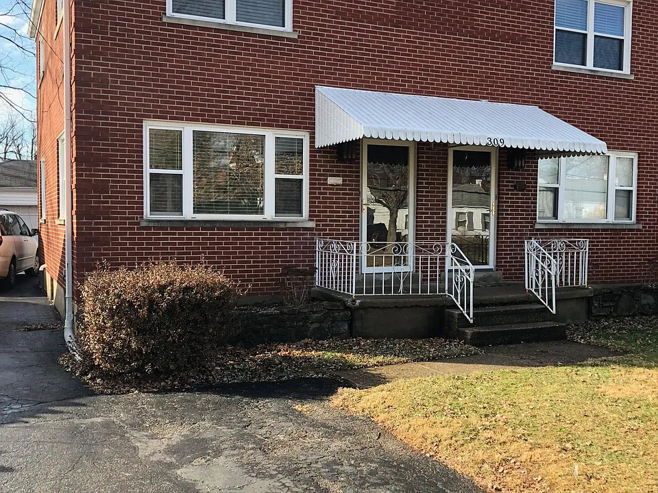 309 McAlpin Ave #2