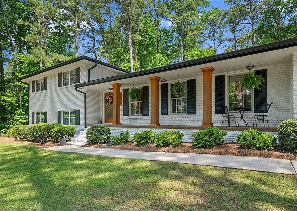 1st image of 5020 Mountclaire Rd