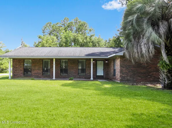 3620 Cochran Ave, Moss Point, MS 39562