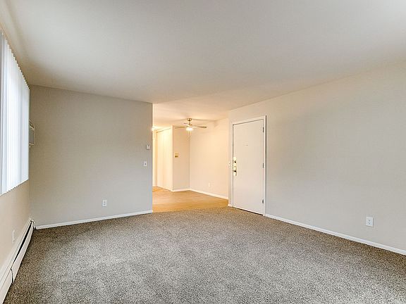 5th image of 3116 22nd Ave S APT 4