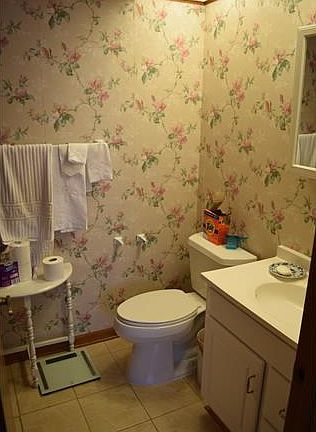 5th image of 551 Courtwood Ln
