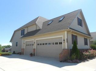 1639 38th Ct, Kenosha, WI 53144