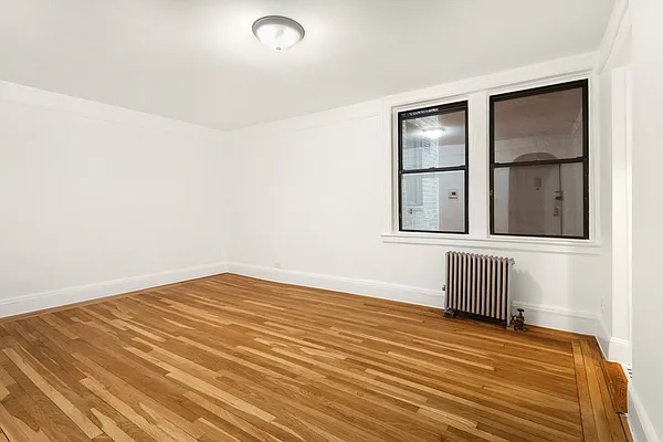 Rented by Compass | media 9