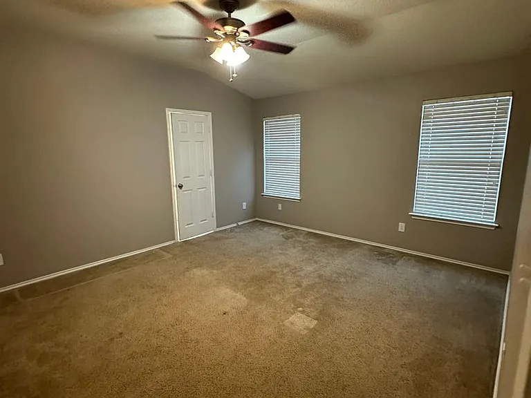 6709 Costa Dr — Photo 13