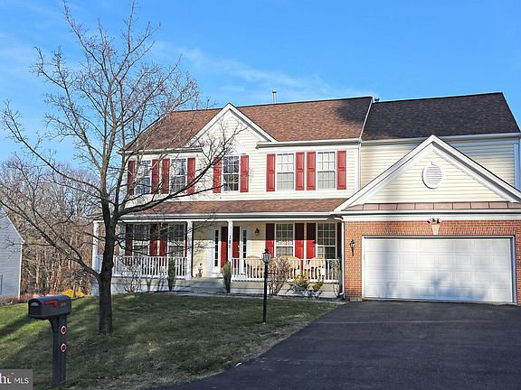 2nd image of 181 Campus Lakes Ct