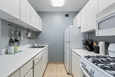 Rented by Nest Seekers International