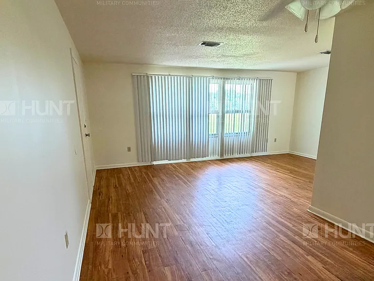 48 W Althea St — Photo 2