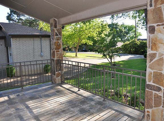 4th image of 123 Williamsburg Ln