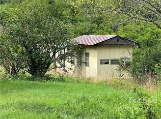 35 Julius Lail Ln, Granite Falls, NC 28630