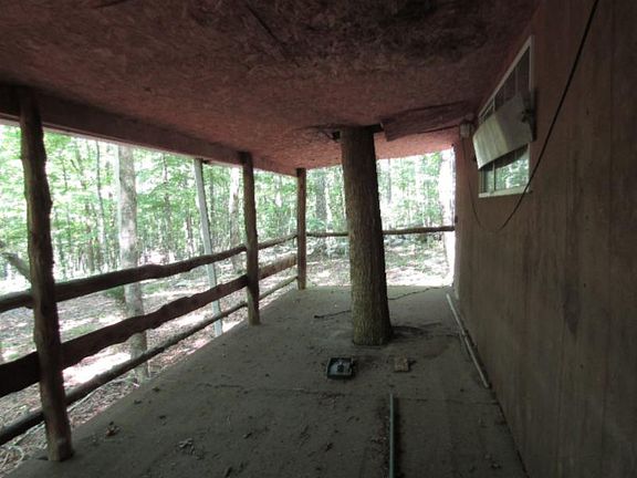 3rd image of 104 Wes Goodman Dr