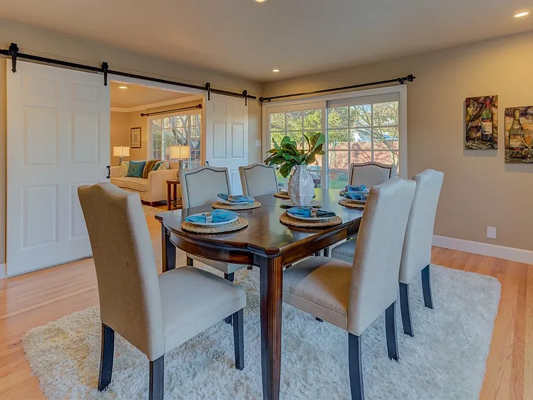 2572 Rollingwood Dr — Photo 9