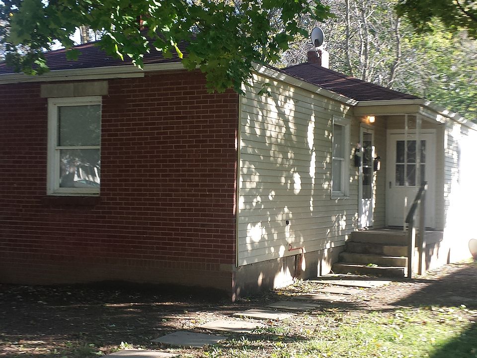 2nd image of 4525 E 19th St