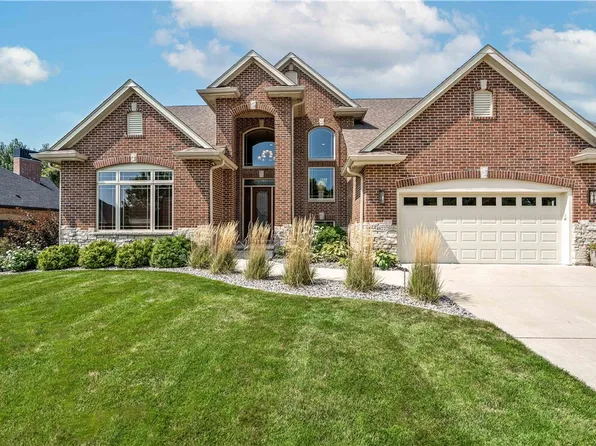 4822 147th St, Urbandale, IA 50323