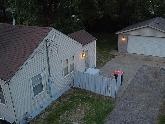 4th image of 4441 Sanders Ln