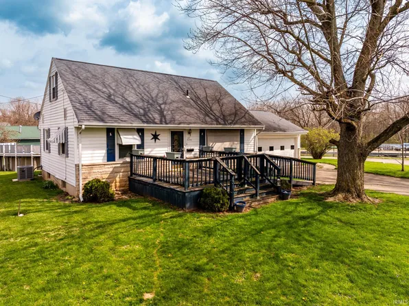 1217 S Helen Dr, Muncie, IN 47302