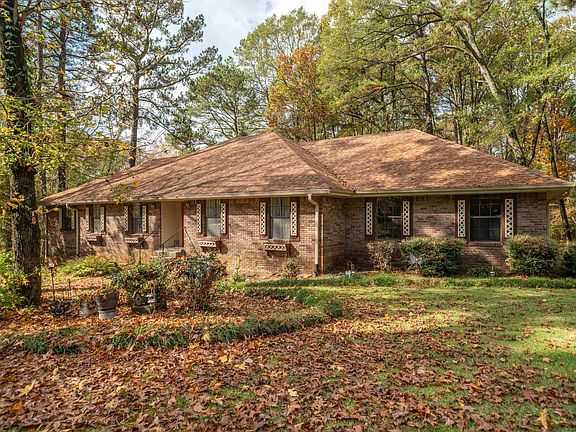 2nd image of 10 Ivy Cir