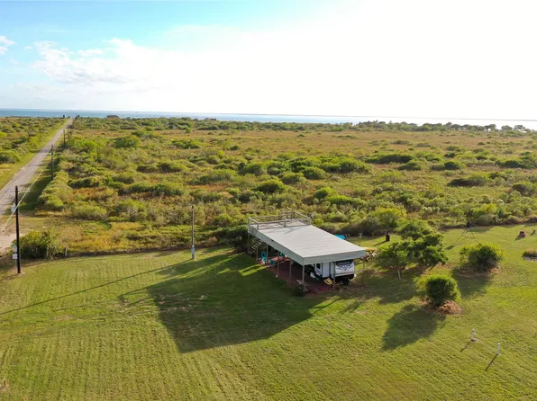 1982 County Road 477, Palacios, TX 77465