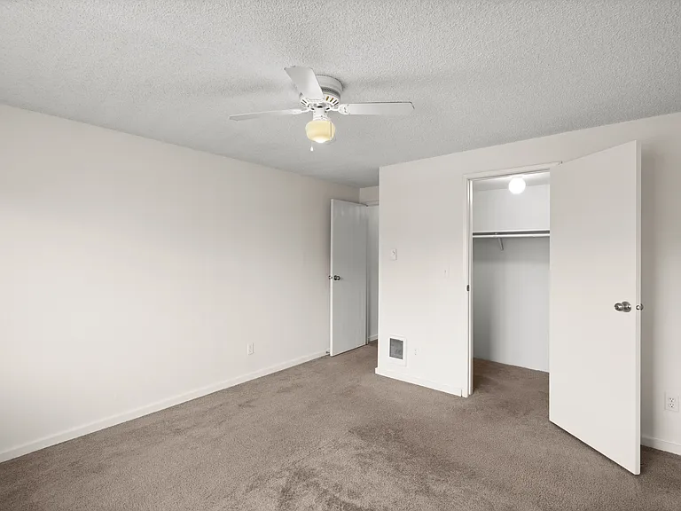 2x1 Standard - 900 SqFt 2x1 Standard - 900 SqFt