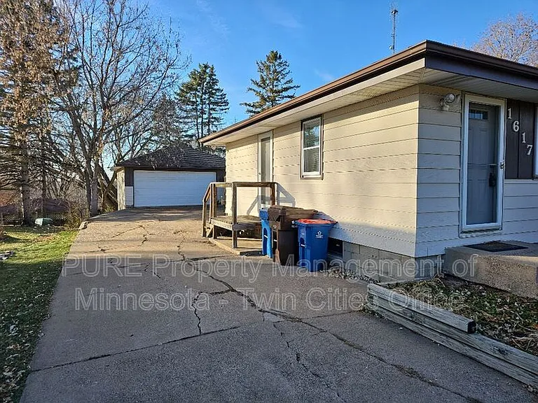 1617 Flag Ave N — Photo 21