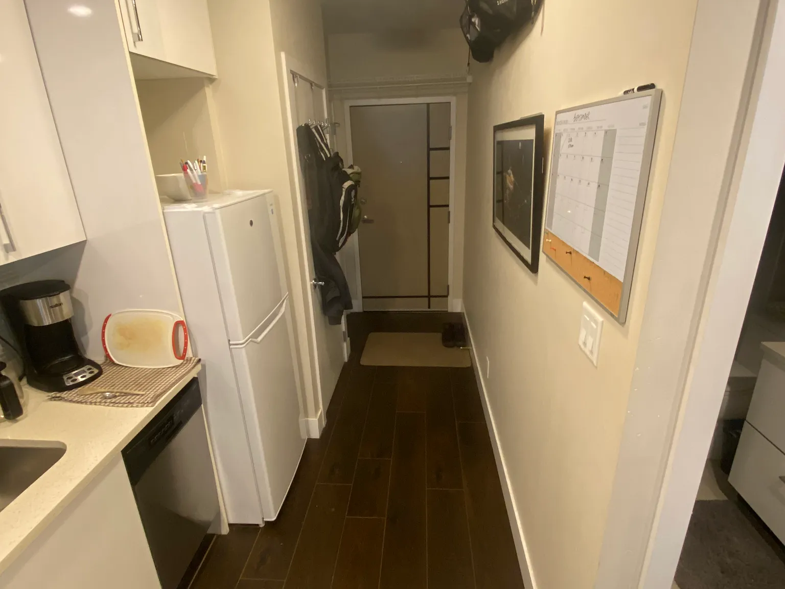 Studio, 400 sqft, $1,725 — Photo 4