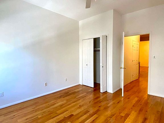4th image of 301 Stanhope St APT 2L