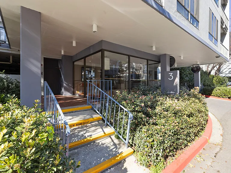 3 Admiral Dr #F263 — Photo 25