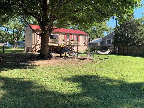4th image of 1504 West Ave