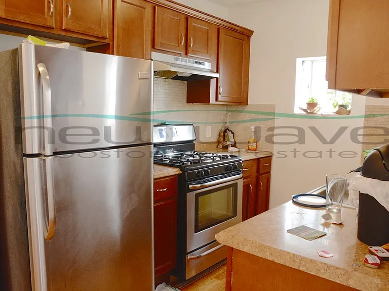2 Greenwich St #1 — Photo 3