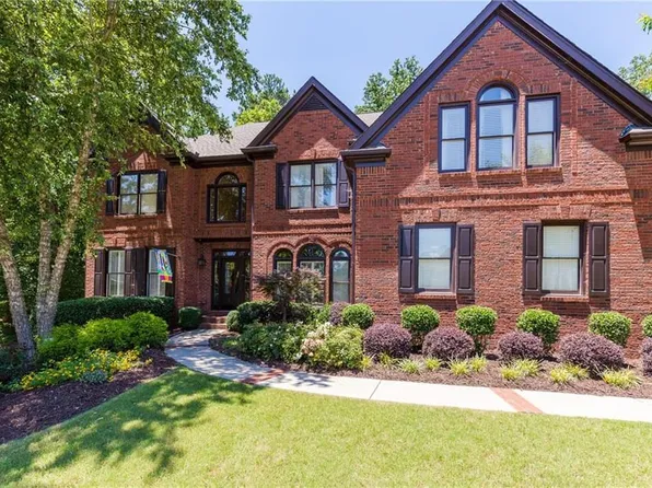 485 Pine Bough Ct, Milton, GA 30004