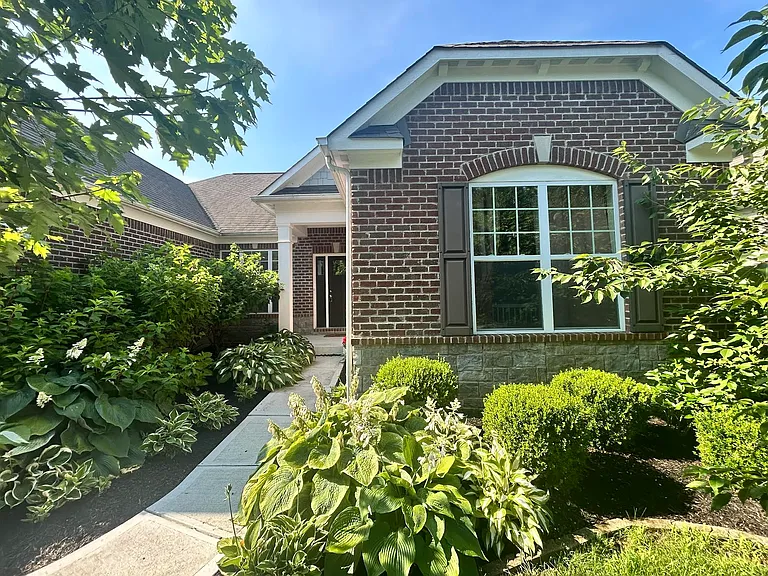 1071 Serenity Ct — Photo 7