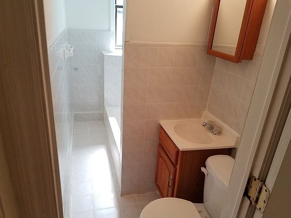 5th image of 484 67th St APT B1