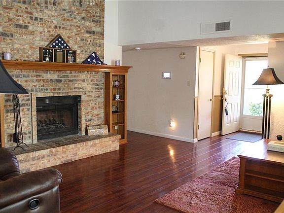 4th image of 442 McKinley St