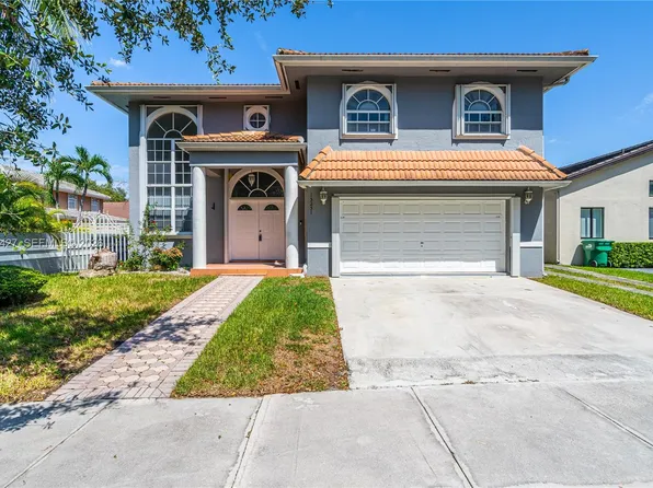 15251 NW 89th Ave, Miami Lakes, FL 33018
