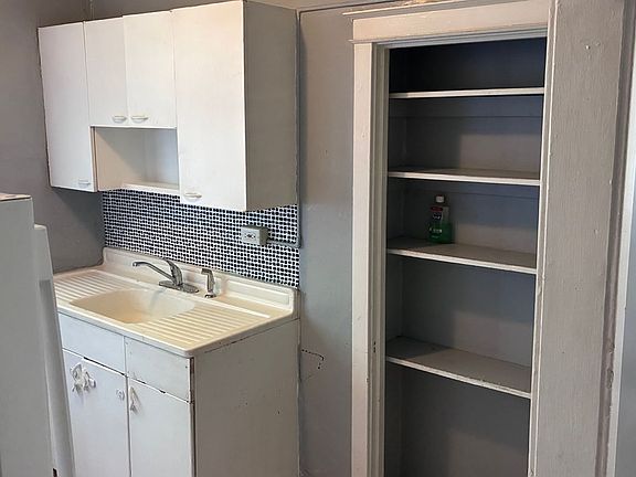 3rd image of 3700 S Broadway