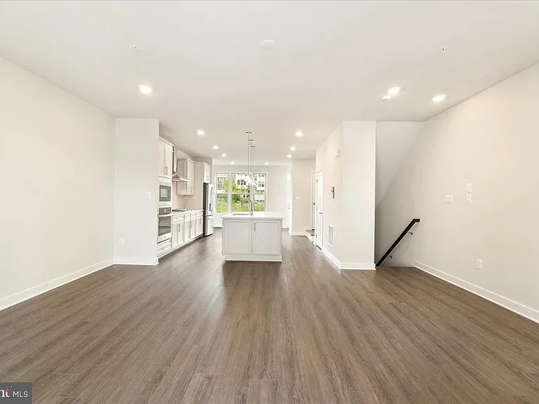 10132 Lake Linganore Blvd — Photo 22