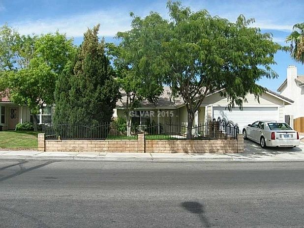 1st image of 7638 Muirfield Dr