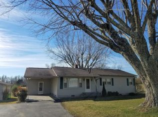 884 Old Highway 28, Crossville, TN 38555