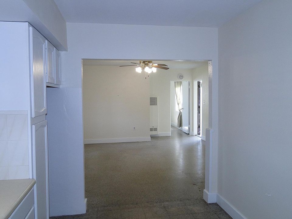 2nd image of 55 Somerset St APT 1