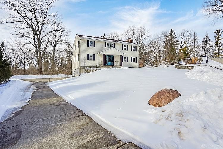 1st image of 3985 Hidden Valley Ct
