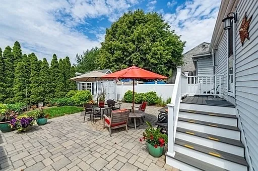 689 Nantasket Ave — Photo 8