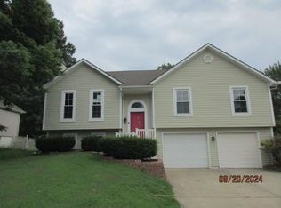 312 Askew Ave, Belton, MO 64012