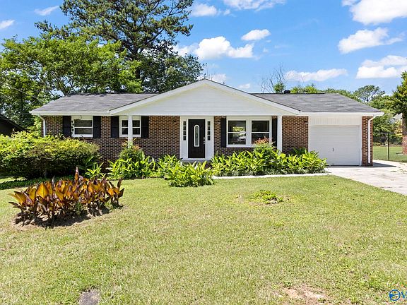 2nd image of 6207 Valley Park Dr NW