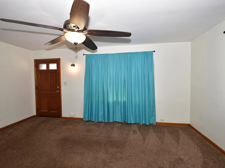2804 Delaware St — Photo 4