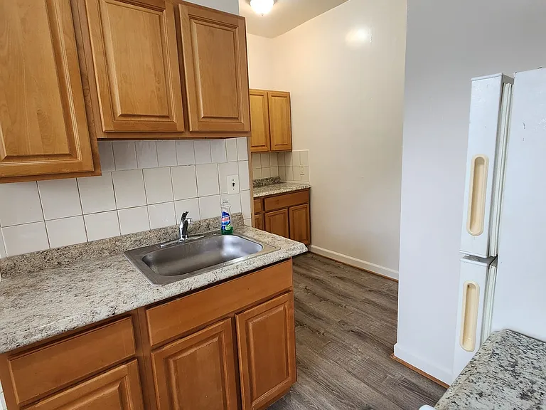 537 Stahr Rd #2 — Photo 3