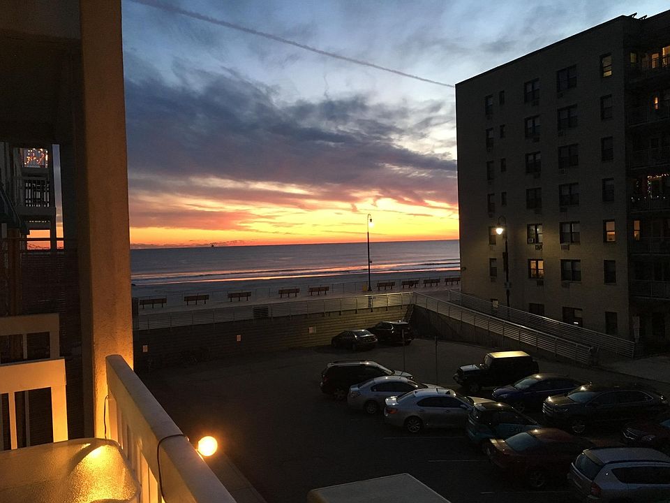 1st image of 20 Franklin Blvd
