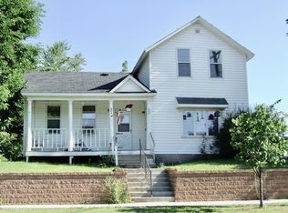 944 Main St, Eau Claire, WI 54701