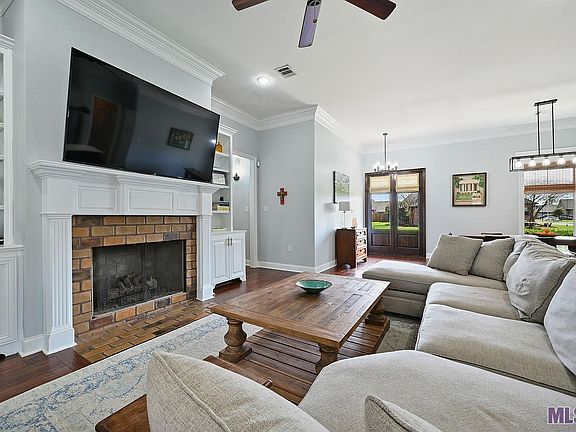 3rd image of 40394 Thomas Ave